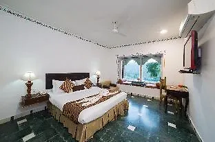 Hotel Heritage Resort Udaipur