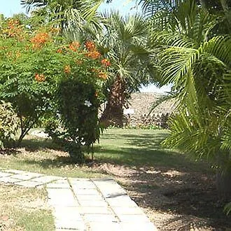 Hotel Heritage Resort Udaipur