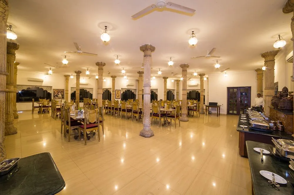 Heritage Resort Ουνταϊπούρ 3*,  Ινδία